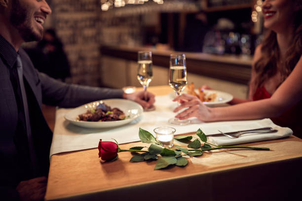 romantyczny wieczór - dinner restaurant dining romance zdjęcia i obrazy z banku zdjęć