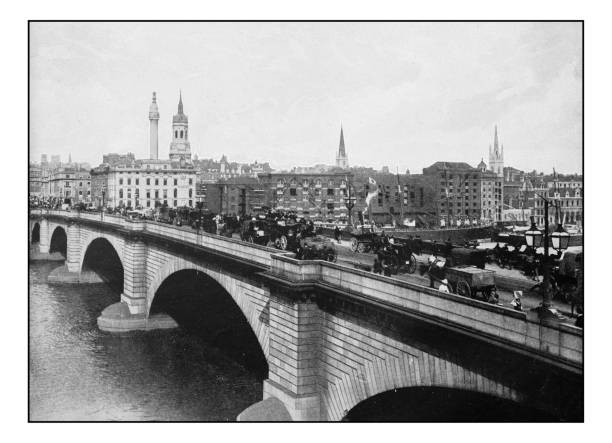istock Antique London's photographs: London Bridge 649699028