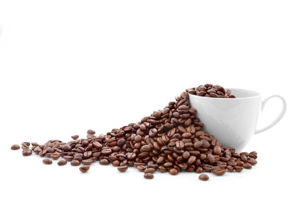 chicchi di caffè in tazza di caffè - cup of coffee beans foto e immagini stock
