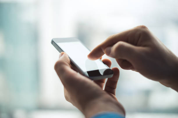 istock Connecting to Wi Fi 649726212