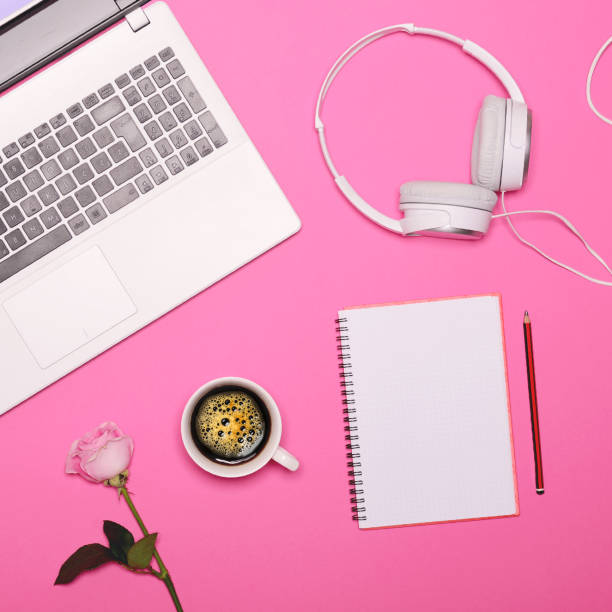 istock Bloggers desk concept - Flat lay 649768566
