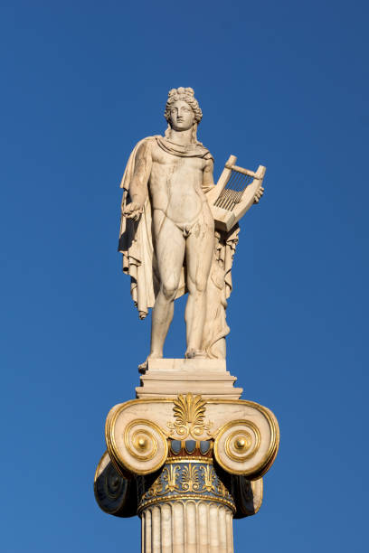 アテネアカデミー前のアポロ像 - apollo greek god ancient greece greek culture ストックフォトと画像