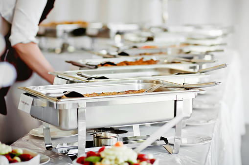 Mesa de eventos de bodas de alimentos de catering photo