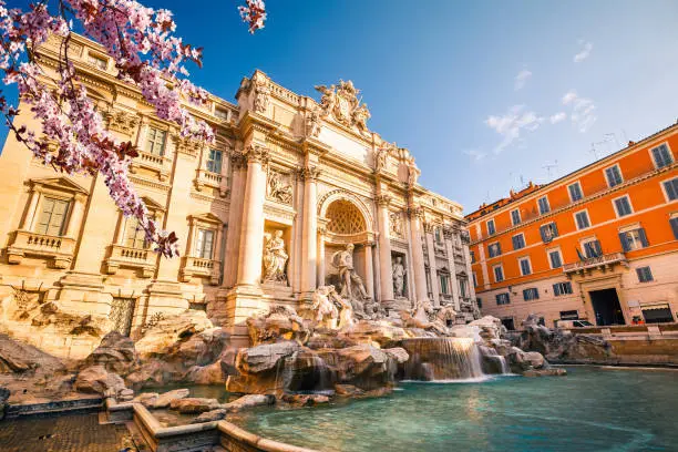 Photo of Fountain di Trevi at spring