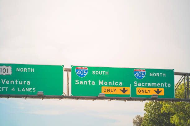 istock Los Angeles Road Sign 650737312