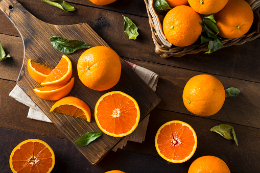 Raw Organic Cara Oranges REady to Eat