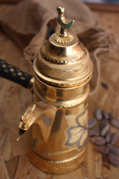 istock Old-age chocolatier - Hot chocolate - cocoa beans 651198576