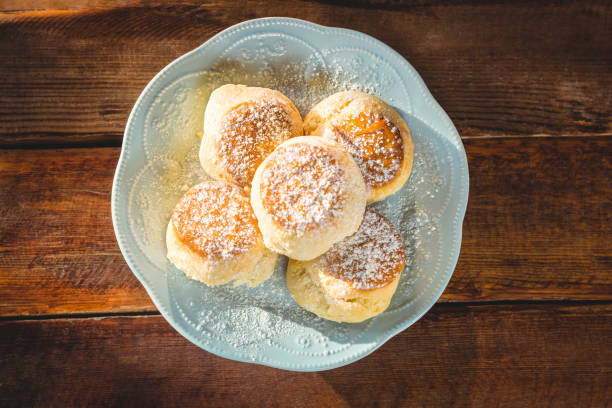istock Sweet food on plate 651218754