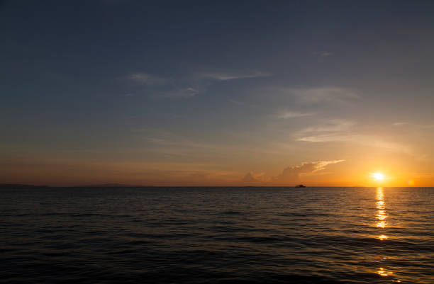 istock The decline over the sea 651230604