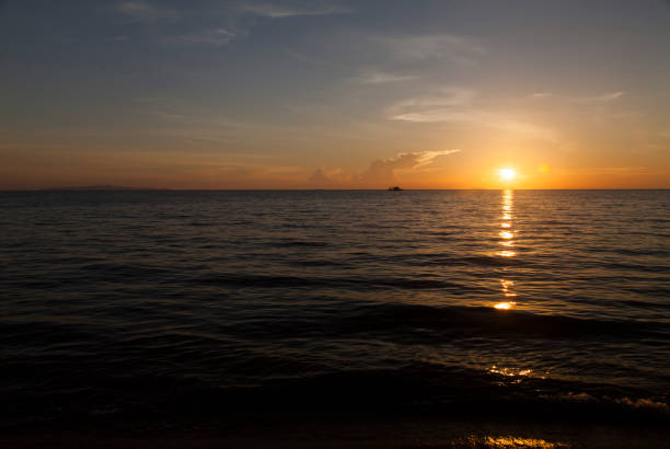 istock The decline over the sea 651230620