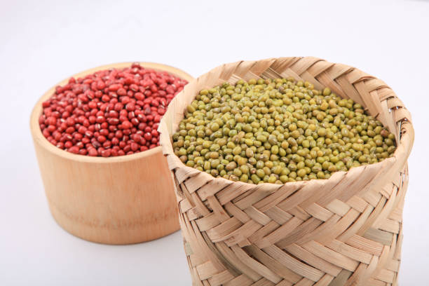 istock red beans and green beans on wood background 651239398