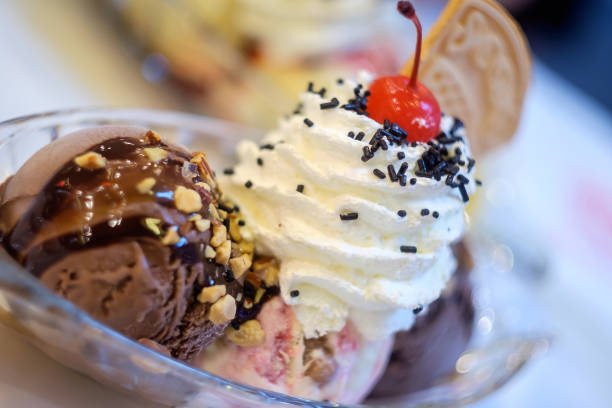 istock Chocolate and Strawberry Cheese ice cream 651304058