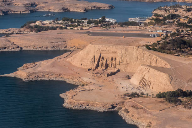 aerial view of abu simbel, nubia, egypt. - international landmark sunny lake sky imagens e fotografias de stock