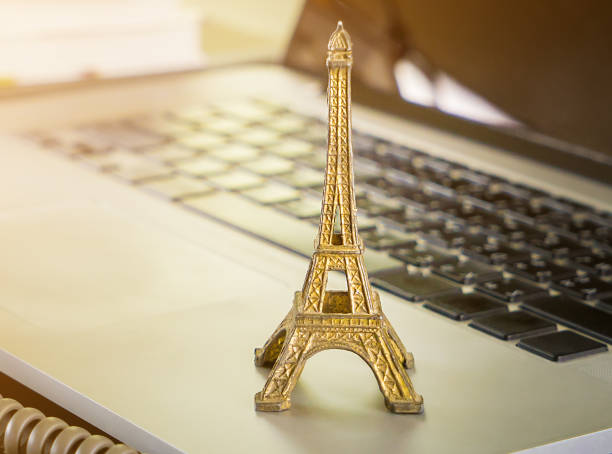 istock Paris Business man making a business phone call 651496210