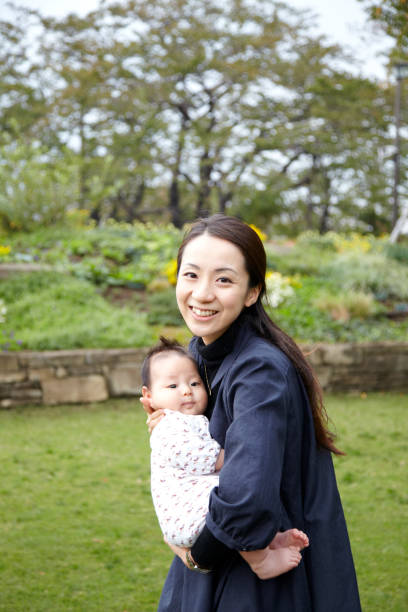 istock Hold the baby mother 651521626