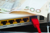 geld-wi-fi-router.jpg?b=1&s=170x170&k=20&c=2xDhf5foAayRosylQMv0t3t_ZTZMoySP_yNRWBOixCM=