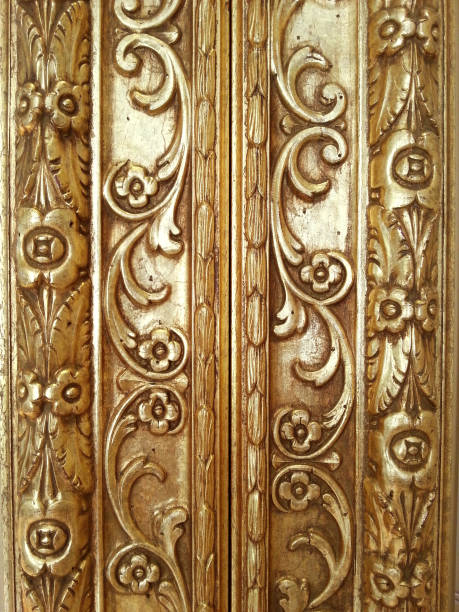 istock Golden decorative frame detail background 651754574