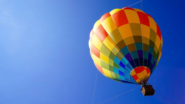 istock Hot air balloon and the blue sky 651974054