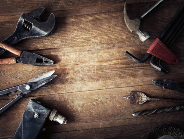 istock grungy old tools on a wooden background 652221558