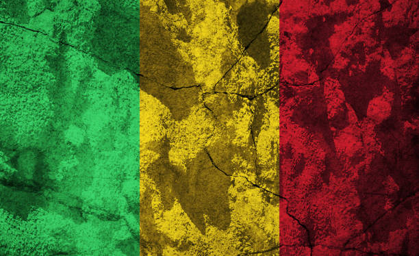 istock National flag of Mali 652312394