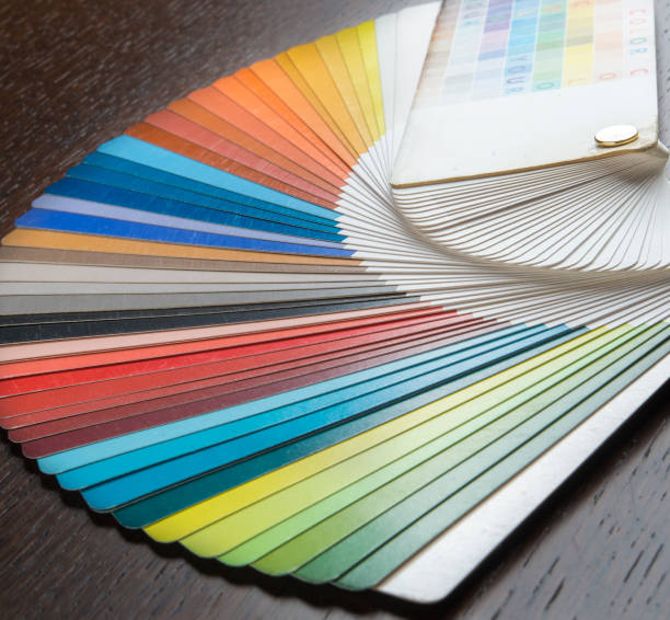 istock Open Pantone sample colors catalogue 652349636
