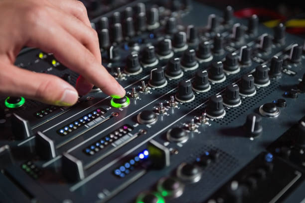 istock Male DJ playing music 652437598