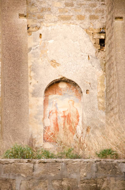 istock Old ruins of Partanna, Sicily 652580762