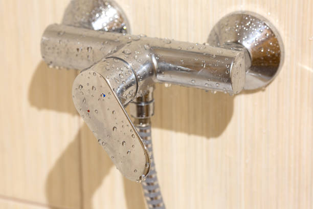 istock Wet Faucet in the bathroom 652583538