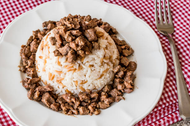 istock Turkish Meat Et Kavurma with rice / pilav. 652584966