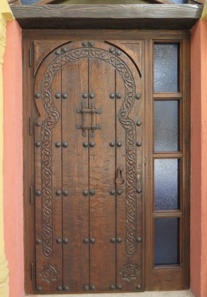 istock Wooden carved door 652628544