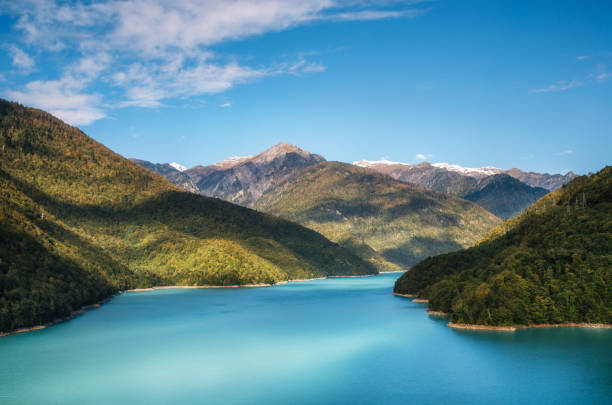 jvari reservoir - svaneti stock-fotos und bilder