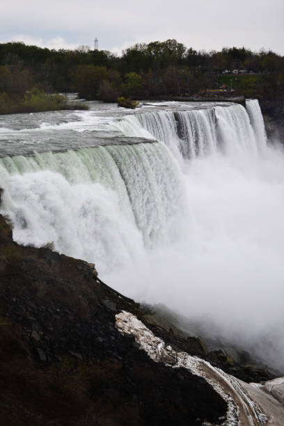 istock Niagara Falls and Fog 652656324