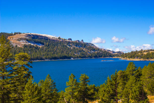 istock Mountain Lake In Fall In Sierra Nevada Mountains 652726948