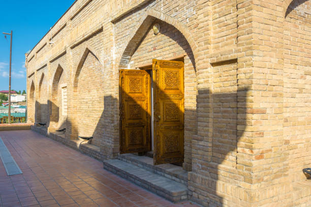 istock Hoja Daniyar mausoleum in Samarkand, Uzbekistan. 652764080