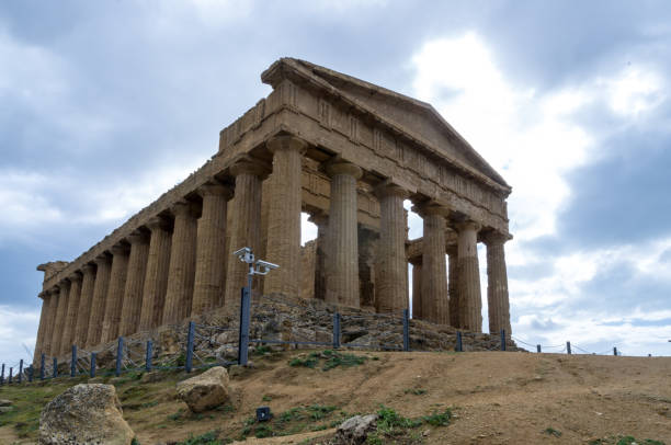 istock Temple of Concord, Agrigento 652793342