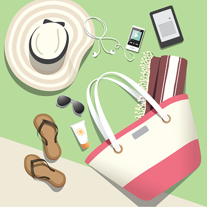 Tote bag, tech and other fashion accessories for beach vacation and travel