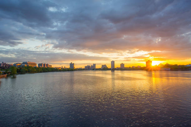 istock Boston Skyline Across the Charles River 652871872