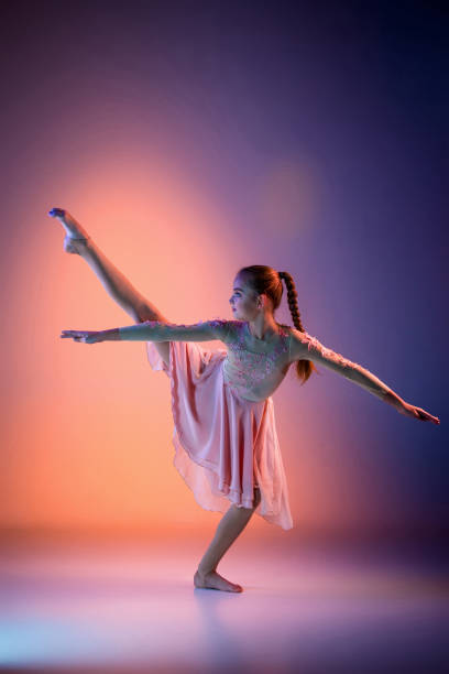 istock The teen modern ballet dancer 652932298