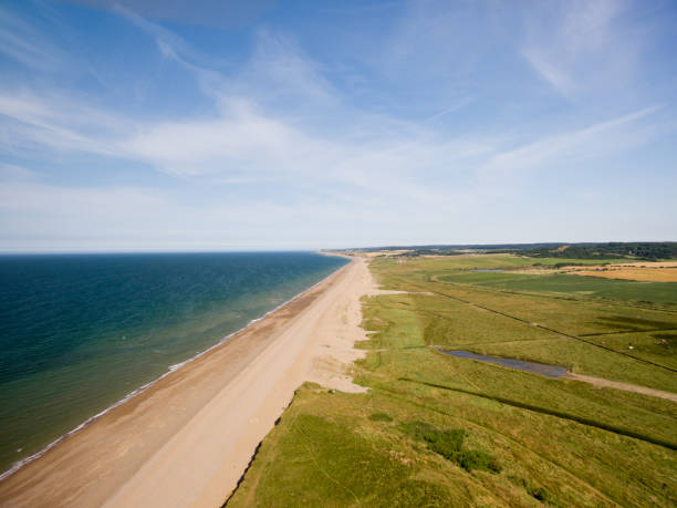 istock Norfolk coastline beach on a hot day in the summertime 652946704