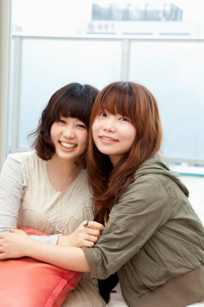 istock Young Japanese women who smile 652977004