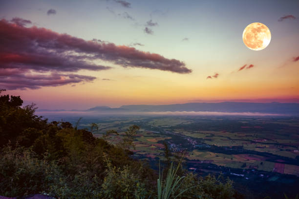 istock Full moon in the evening after sunset. Outdoors. Vintage tone. 652981038