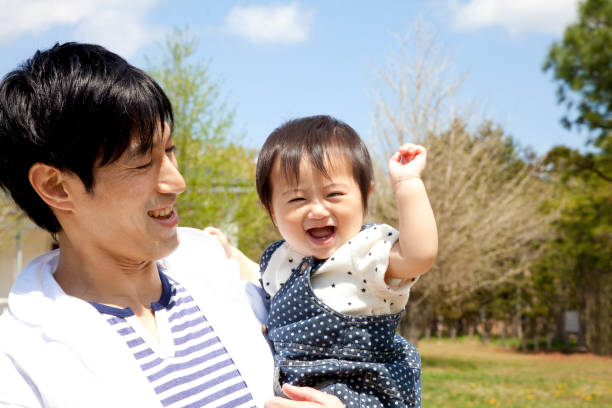 istock Japan's baby and dad 653029756