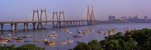 istock Bandra-Worli Sea Link, Mumbai, Maharashtra 653030084