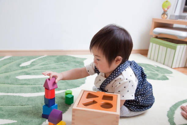 istock Japan play with blocks baby 653030766