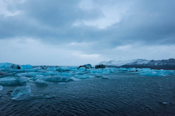 istock Beautiful glacial lake 653040772