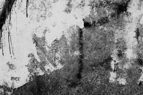 istock Metal texture with scratches and cracks 653055322