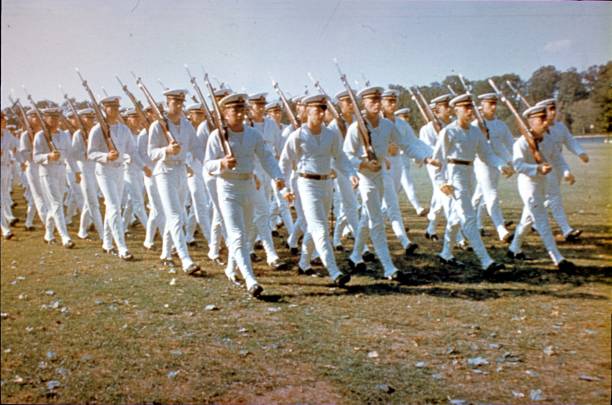 kadetten der us naval academy, 1964 - armed forces marines us marine corps navy stock-fotos und bilder