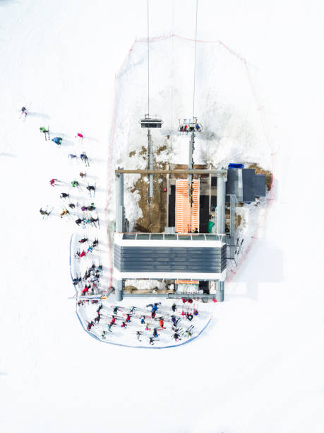istock Aerial view of skiers 653084074