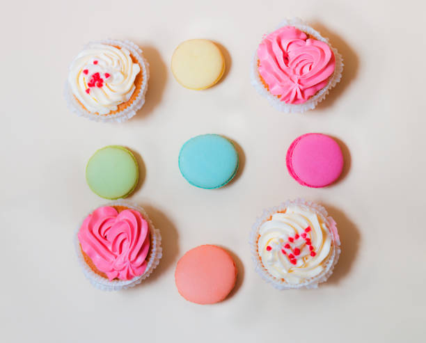 istock Sweet colorful macaroons and cupcakes 653084766