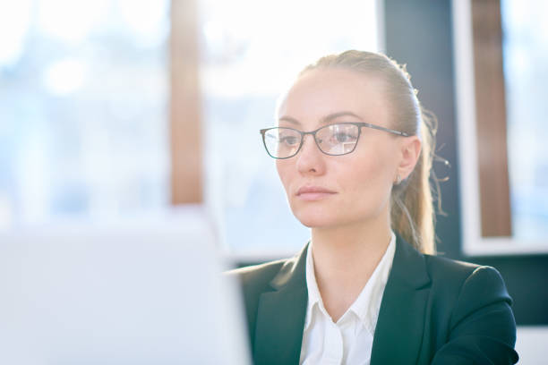 istock Concentrated female lawyer 653084974